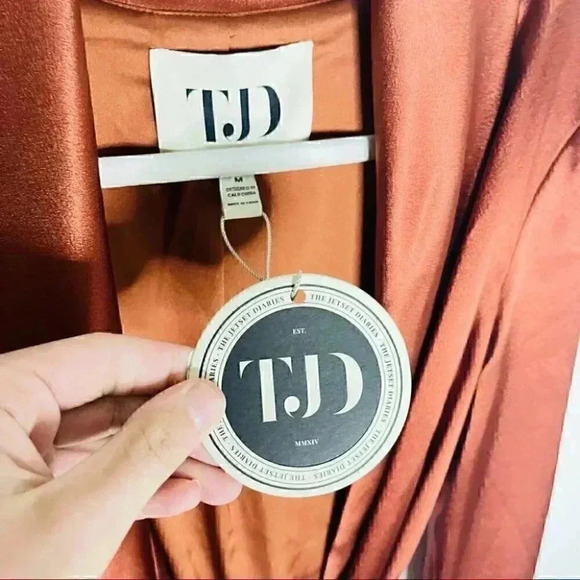 The Jetset Diaries Leo Wrap Top in Copper Satin Medium - Picture 5 of 10